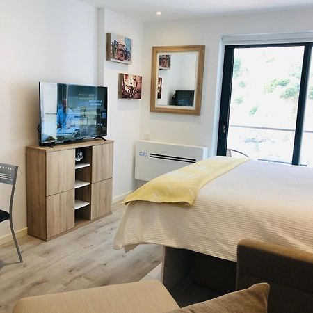 Cp High Floor Luxury Studio Sleeps 3 直布罗陀 外观 照片