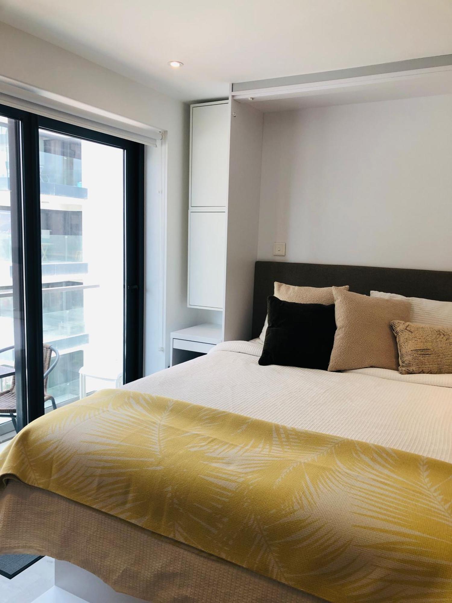 Cp High Floor Luxury Studio Sleeps 3 直布罗陀 外观 照片