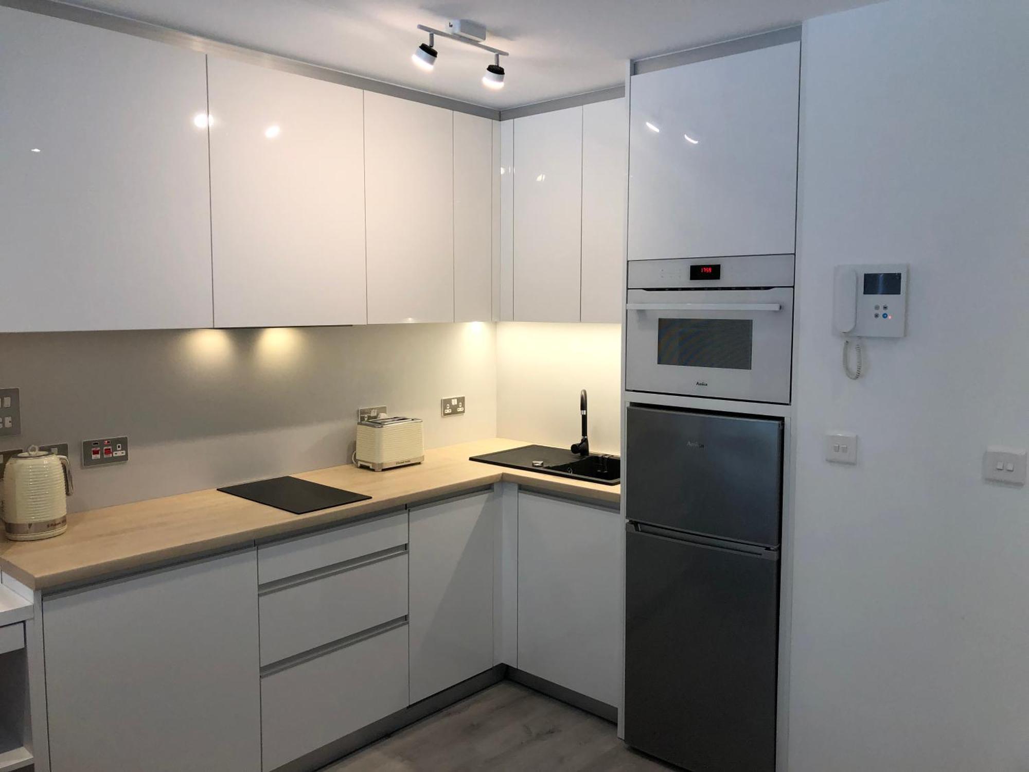 Cp High Floor Luxury Studio Sleeps 3 直布罗陀 外观 照片